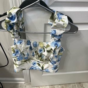 Abercrombie White/blue Floral set